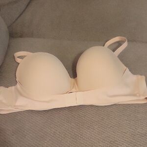 Elegant Cream Push-Up Bra